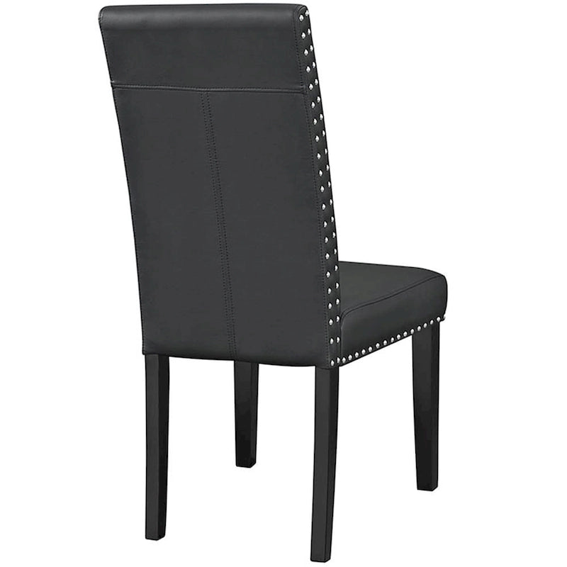 Chaise de salle à manger Parson noire en similicuir rembourré, bordure cloutée