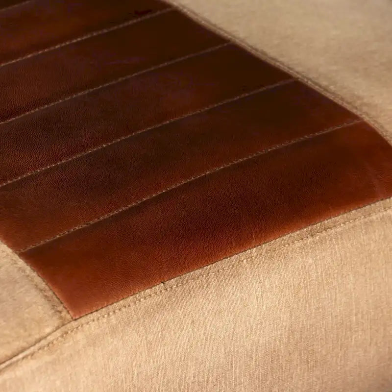 Fauteuil lounge industriel avec cadre en métal et assise en cuir véritable